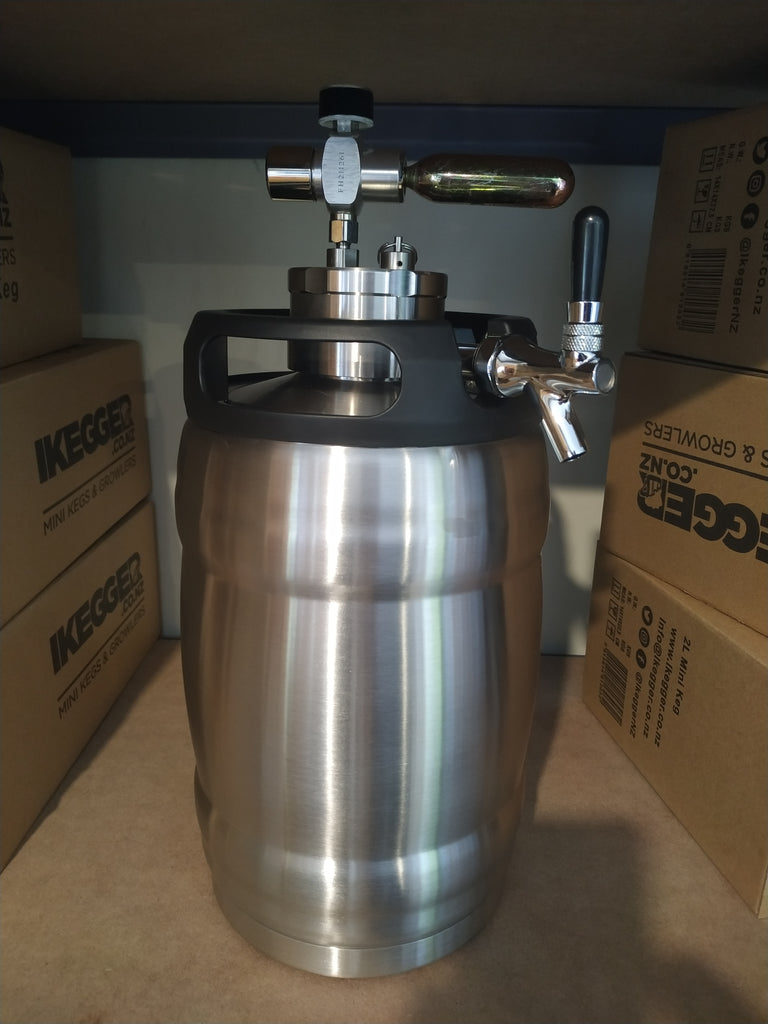 5L Keg & Tap System -One-Off - Vacuum Insulated - Co2 Powered