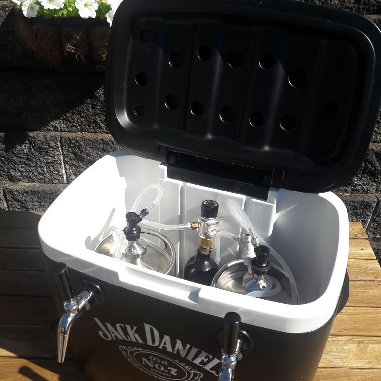 Build your own Tapped Fridge / Cooler / Jockey Box | Use your own Chilly Bin or Fridge